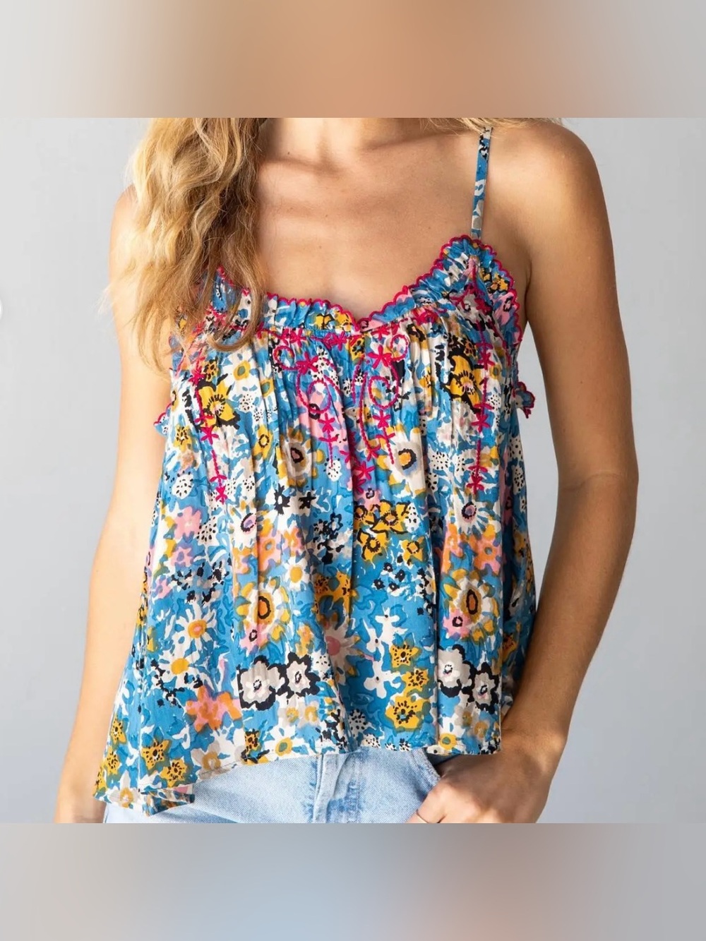 Natural Life Floral Embroidered Boho Flowy Camisole Top Medium